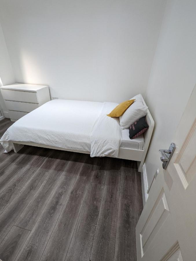 Mile End- Prime Location Hotell London Exteriör bild