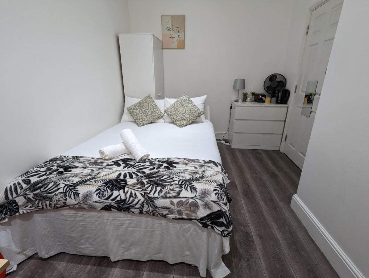 Mile End- Prime Location Hotell London Exteriör bild