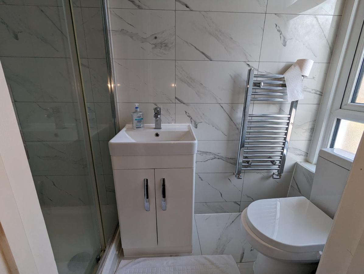 Mile End- Prime Location Hotell London Exteriör bild