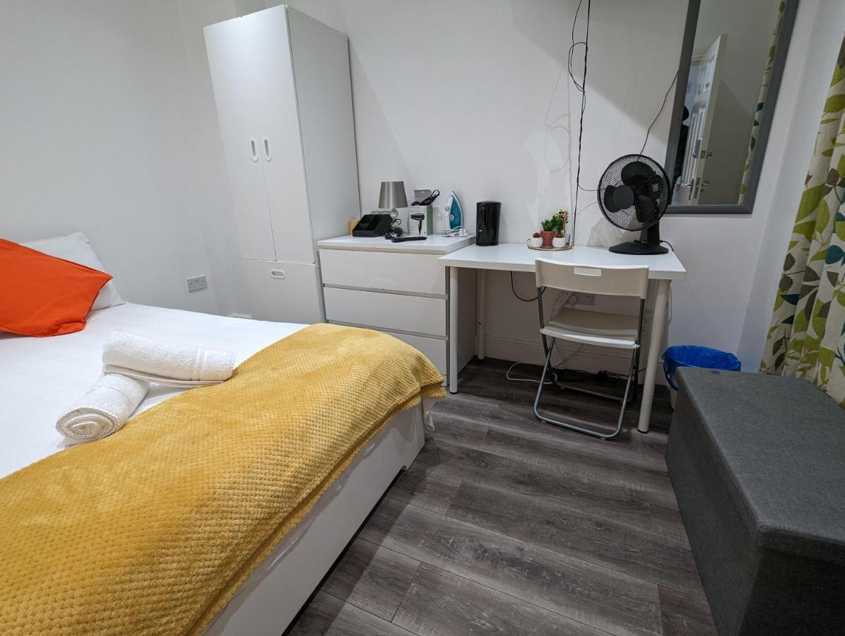 Mile End- Prime Location Hotell London Exteriör bild