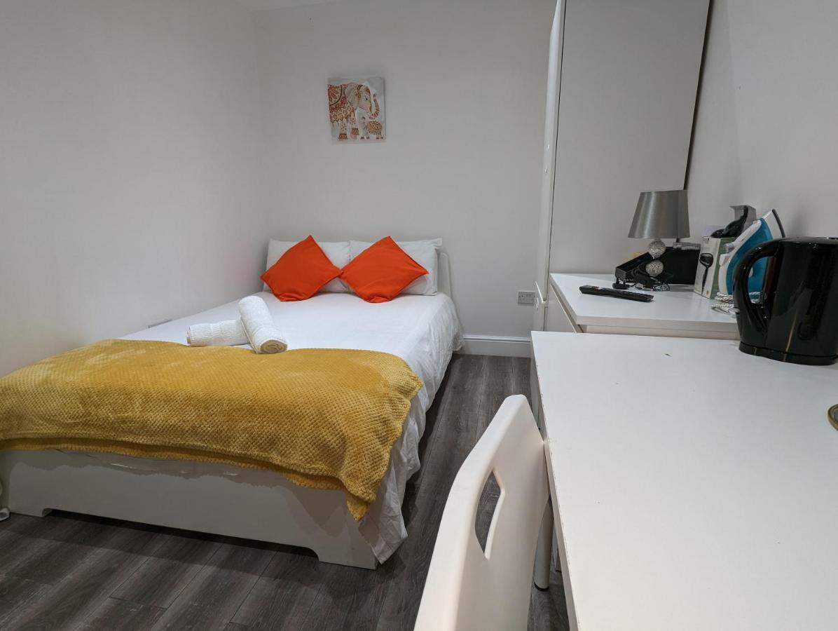 Mile End- Prime Location Hotell London Exteriör bild